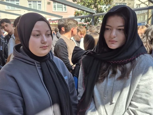 Tabut Başında Yürek Yıkan Feryat! 'Yavrum Kalk Bana Sarıl'